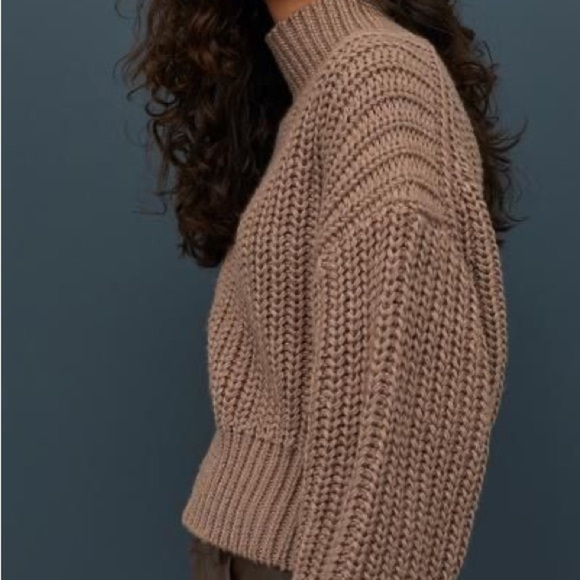 H&M Chunky Knit Turtleneck Boxy Sweater - Picture 3 of 16
